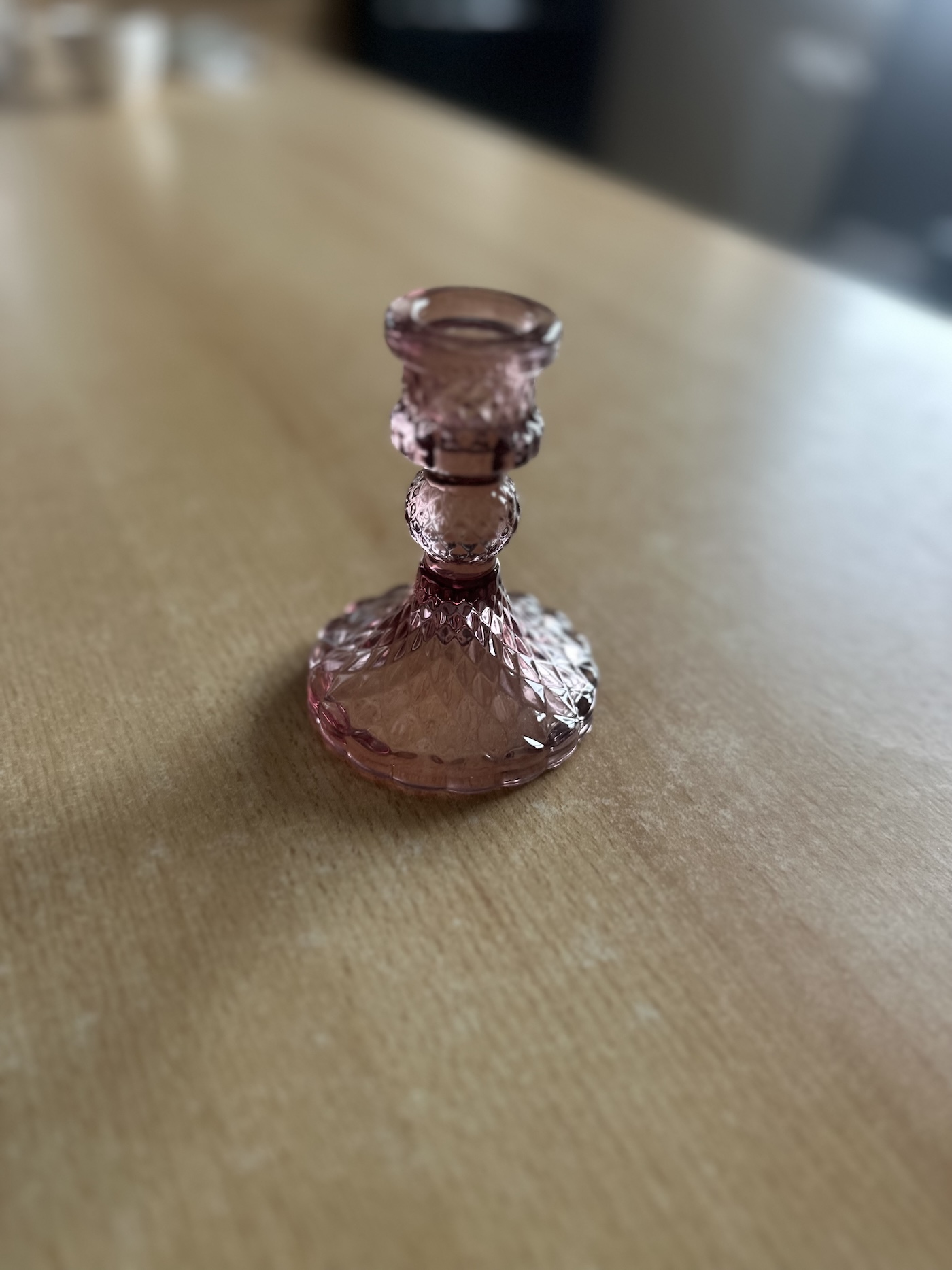 stojan-na-svice-ruzovy